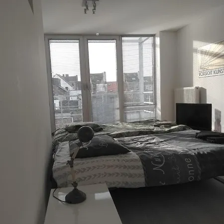 Sfeervol Rustige Loft Остенде